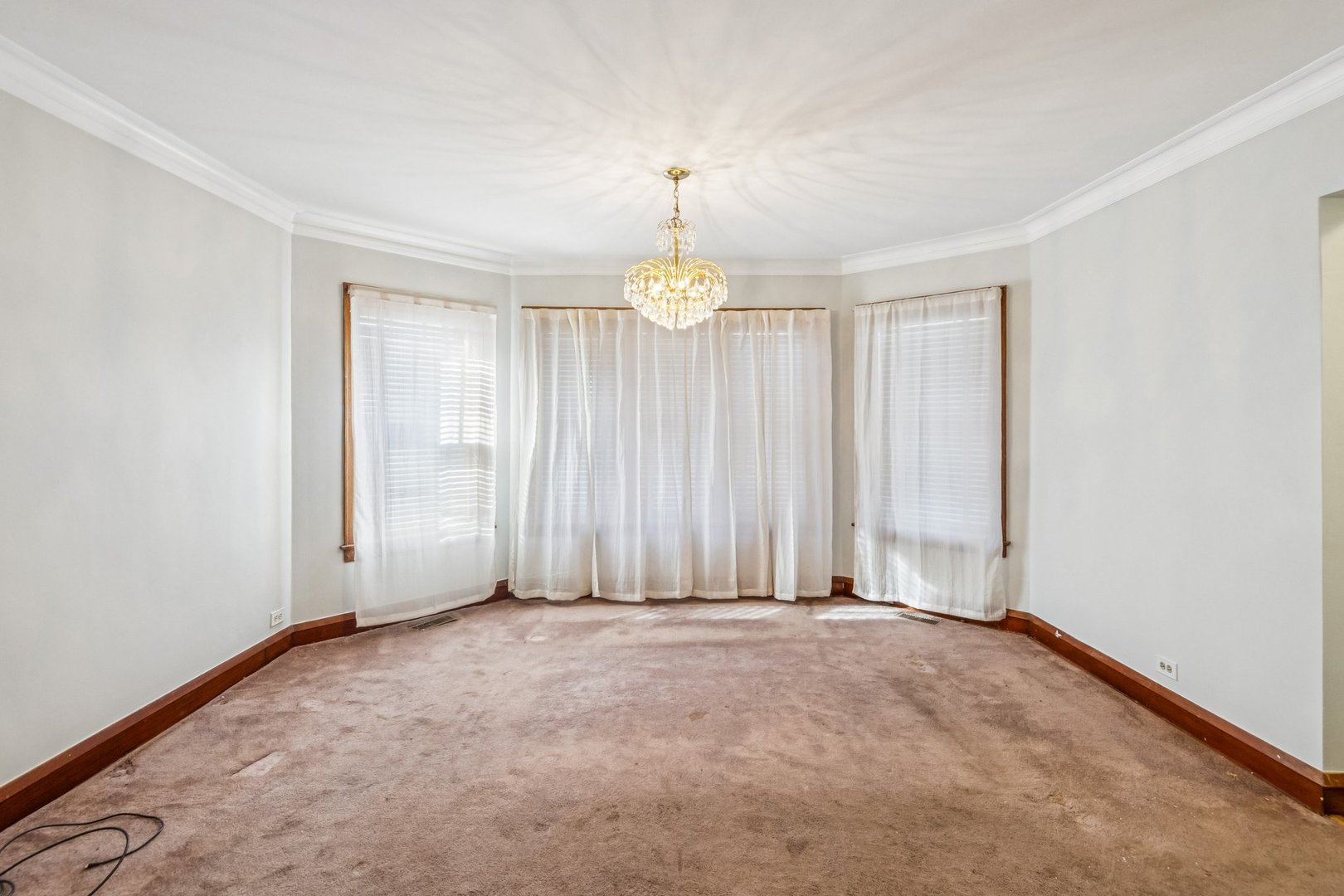 3025 North Nagle Avenue Chicago, IL 60634 - Photo 2 of 25