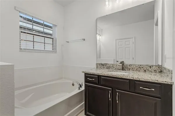 $2,850 | 9377 Meadow Hunt Way, Winter Garden, FL 34787