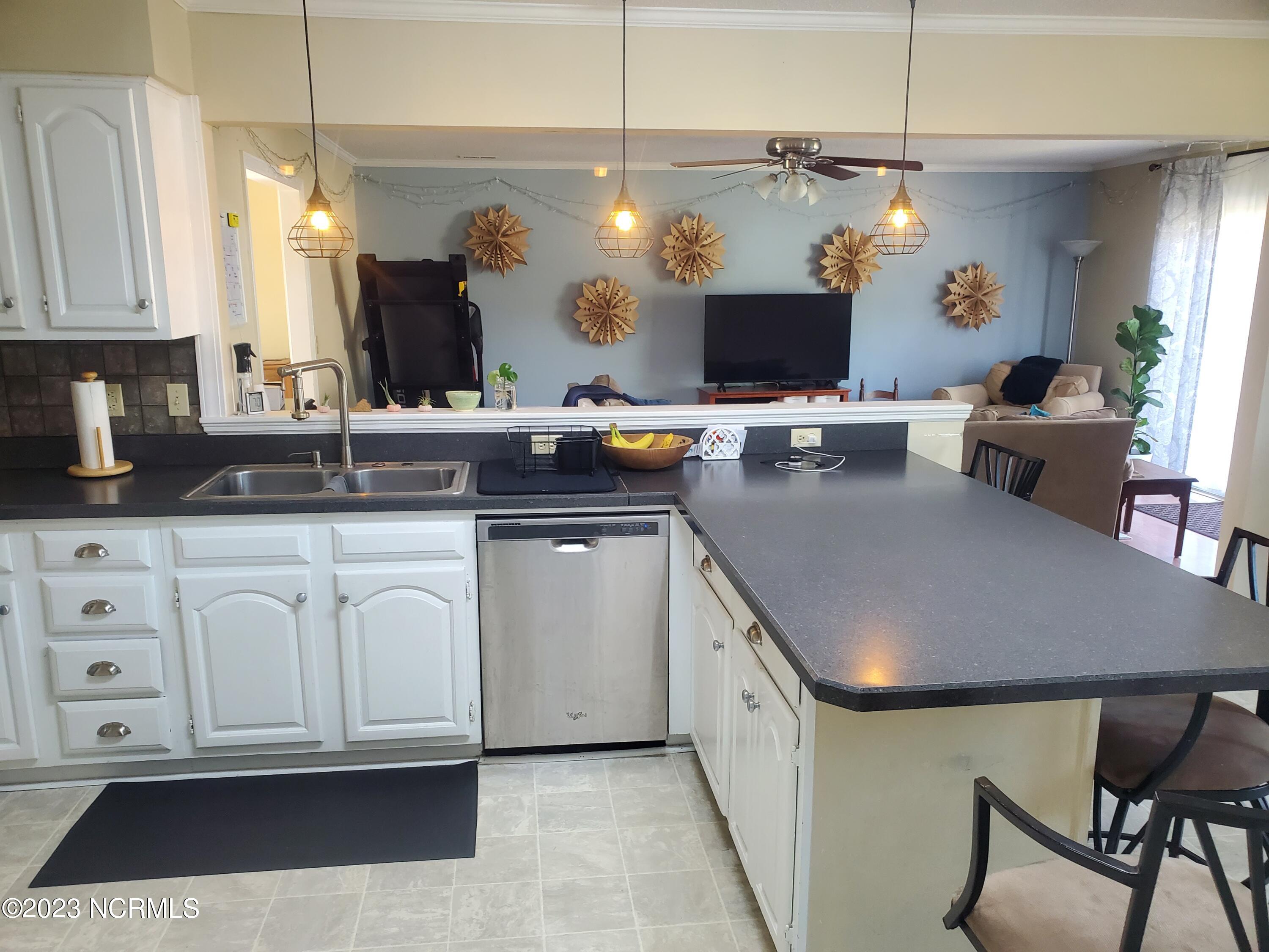 104 Valley Road Camden, NC 27921 - Photo 2 of 28 Kitchen