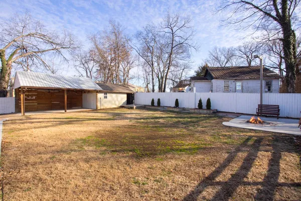 $524,900 | 239 East Bledsoe Street, Gallatin, TN 37066