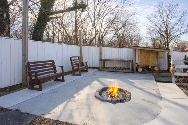 $524,900 | 239 East Bledsoe Street, Gallatin, TN 37066
