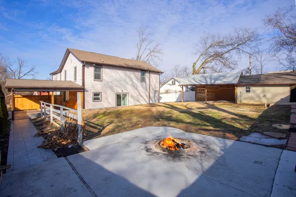 $524,900 | 239 East Bledsoe Street, Gallatin, TN 37066