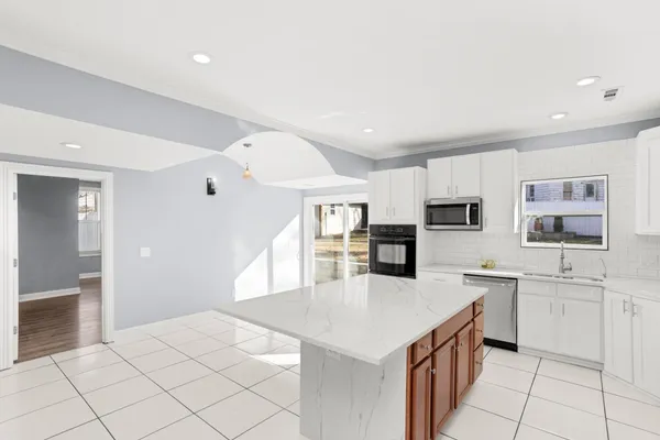 $524,900 | 239 East Bledsoe Street, Gallatin, TN 37066