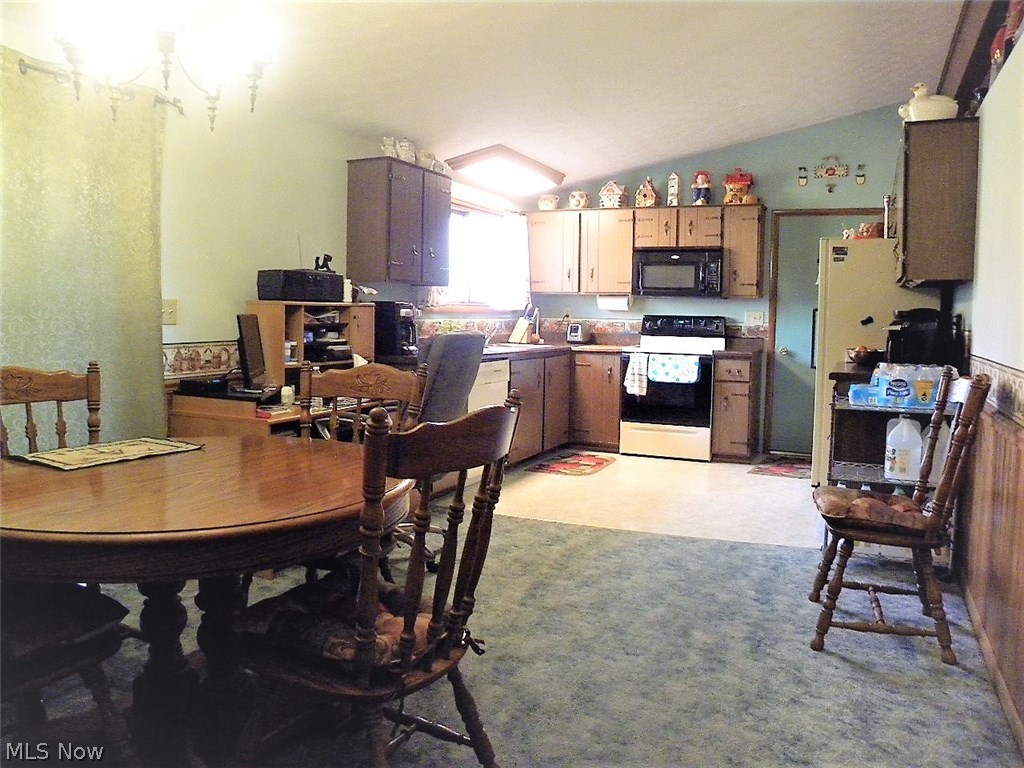 3808 Mann Road Ashtabula, OH 44004 - Photo 3 of 25