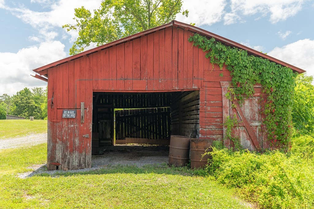 421 Fain Road Sevierville, TN 37876 - Photo 4 of 24