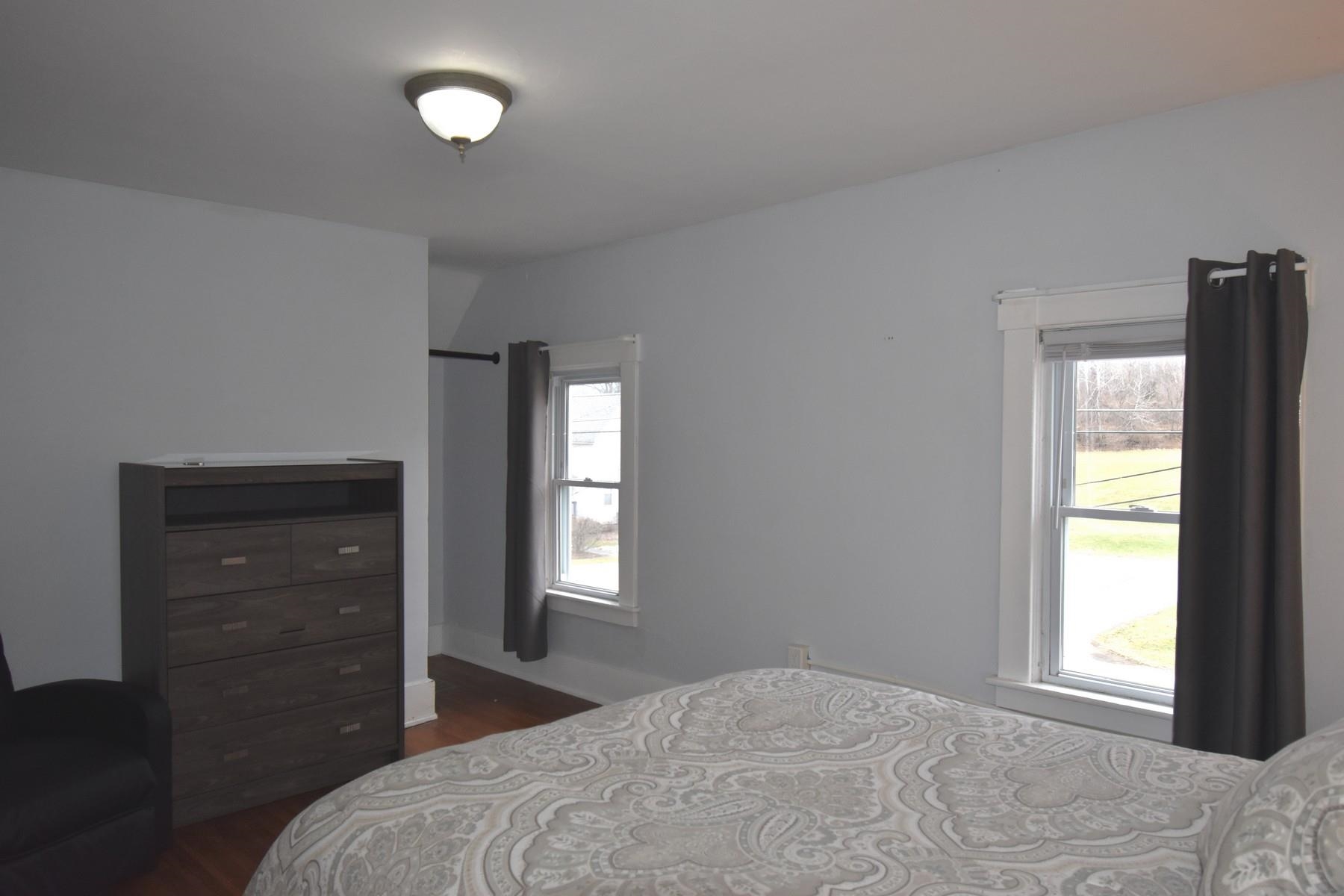 199 Mussey Street Rutland, VT 05701 - Photo 10 of 28