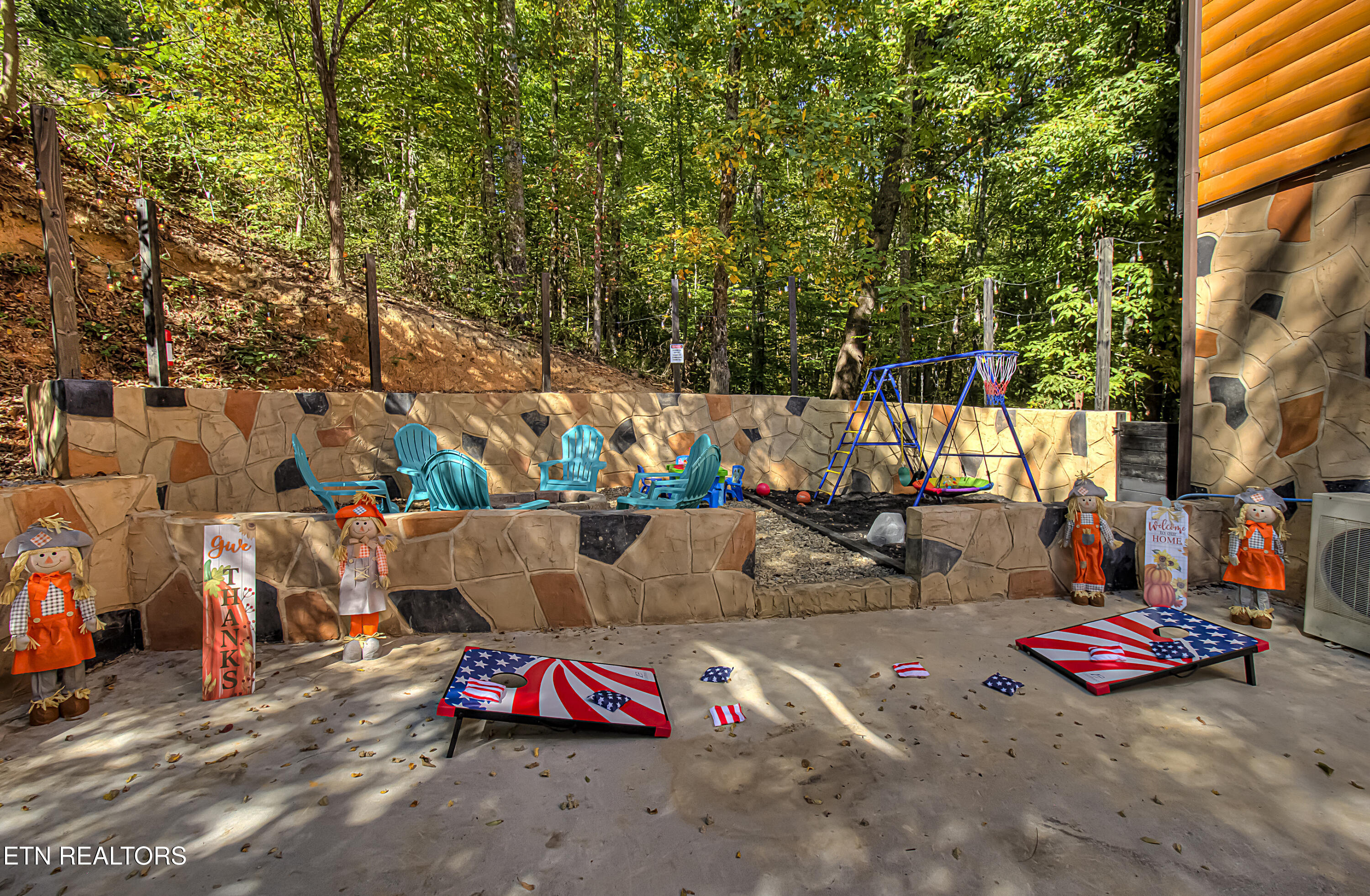 2184 Spence Mountain Loop Sevierville, TN 37876 - Photo 28 of 37 IMG_7479LR