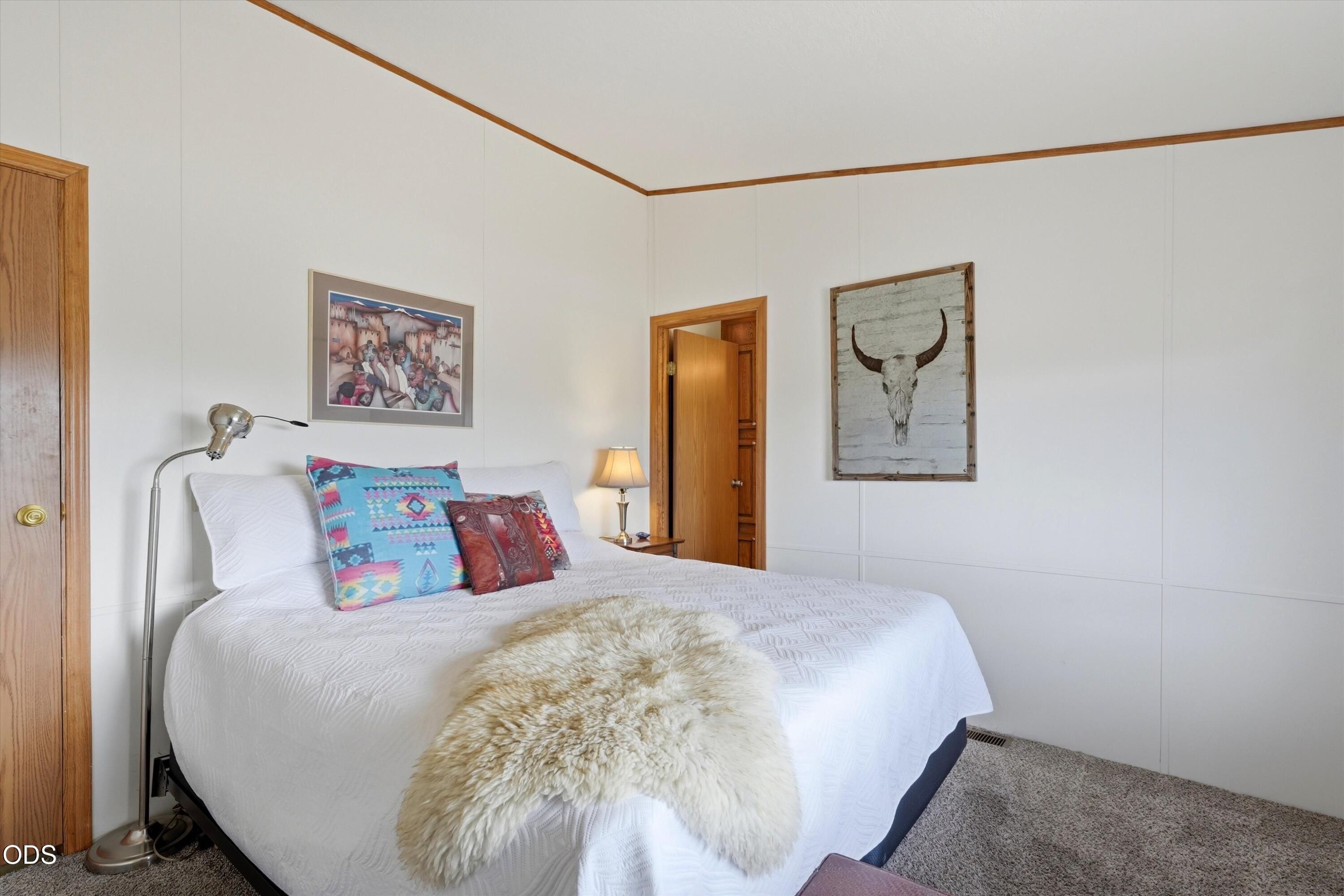10711 Southwest Shad Road Terrebonne, OR 97760 - Photo 11 of 33