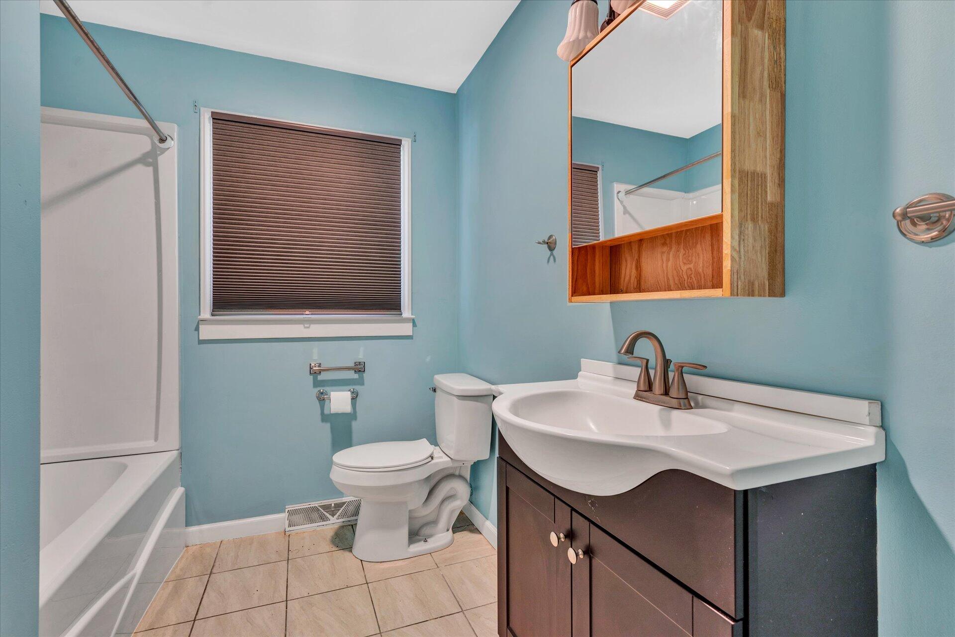 3018 Cannaday Road Northeast Roanoke, VA 24012 - Photo 8 of 30 08-DSC9181