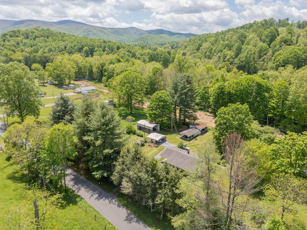 450 Stoney Battery Road Marion, VA 24354 - Photo 48 of 55 Gallery Image 48