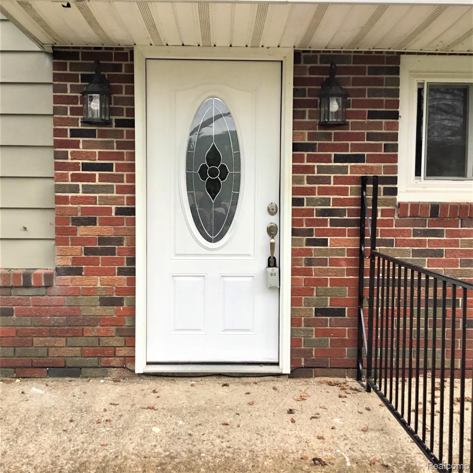 2920 East Dryden Road Metamora, MI 48455 - Photo 14 of 34 New front door