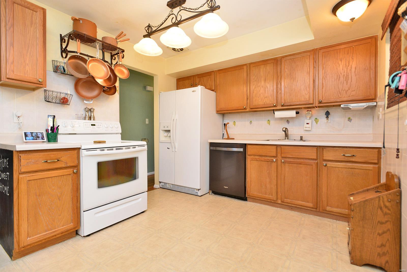 333 Sulphur Spring Road Manchester, MO 63021 - Photo 4 of 22
