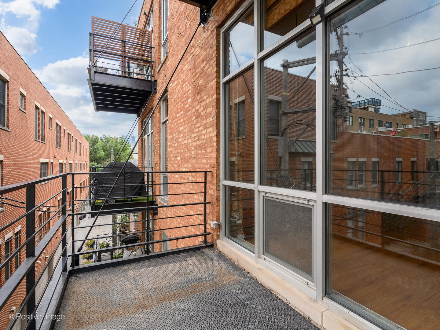 1344 West Madison Street, Unit 301 Chicago, IL 60607 - Photo 13 of 13 a view of entryway with a balcony