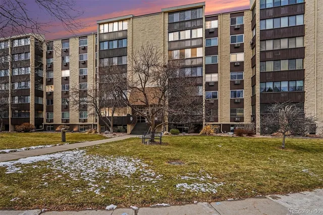 $1,325 | 3465 South Poplar Street, Unit 106, Denver, CO 80224