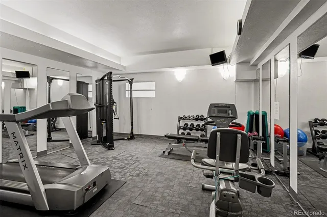 $1,325 | 3465 South Poplar Street, Unit 106, Denver, CO 80224