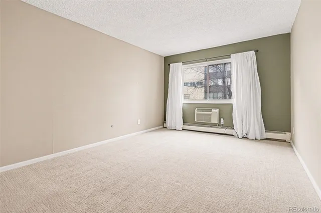 $1,325 | 3465 South Poplar Street, Unit 106, Denver, CO 80224