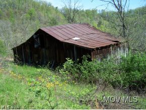 2582 Triplett Road Spencer, WV 25276 - Photo 22 of 24 1 of 3 barns on farm