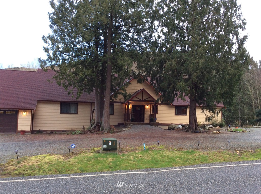 25611 Lake Cavanaugh Road Mount Vernon, WA 98274 - Photo 1 of 25 Gallery Image 1