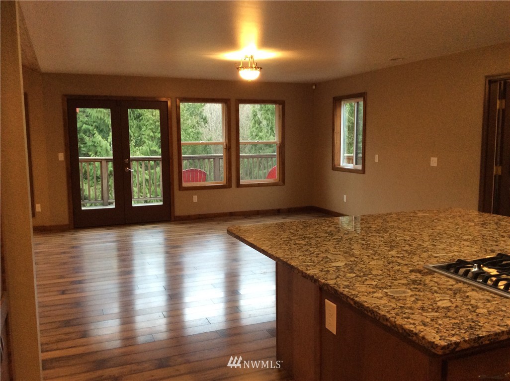 25611 Lake Cavanaugh Road Mount Vernon, WA 98274 - Photo 6 of 25 Gallery Image 6