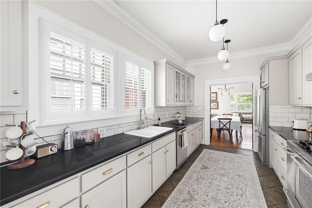 512 Clairemont Avenue Decatur, GA 30030 - Photo 12 of 29