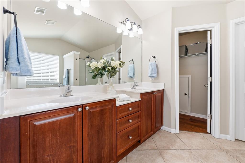 5960 Bridge Stone Court Cumming, GA 30028 - Photo 29 of 56