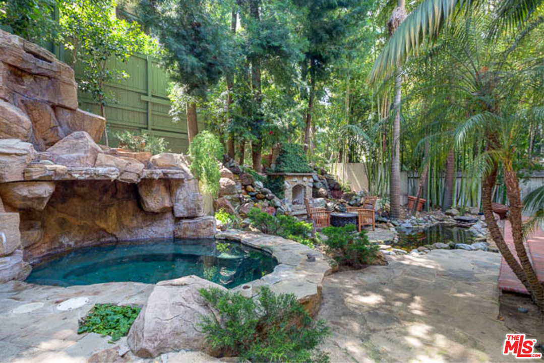 540 Dryad Road Santa Monica, CA 90402 - Photo 16 of 18