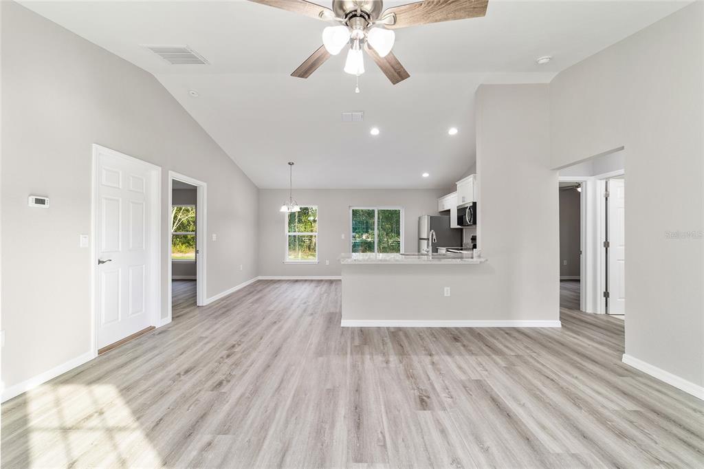 44 Almond Road Ocala, FL 34472 - Photo 8 of 34