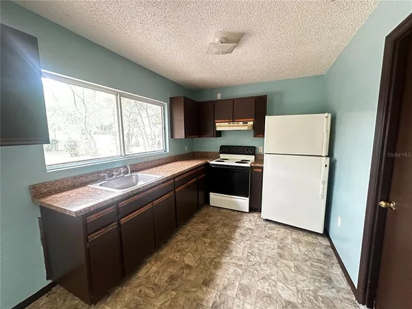 $1,250 | 417 Water Road, Ocala, FL 34472