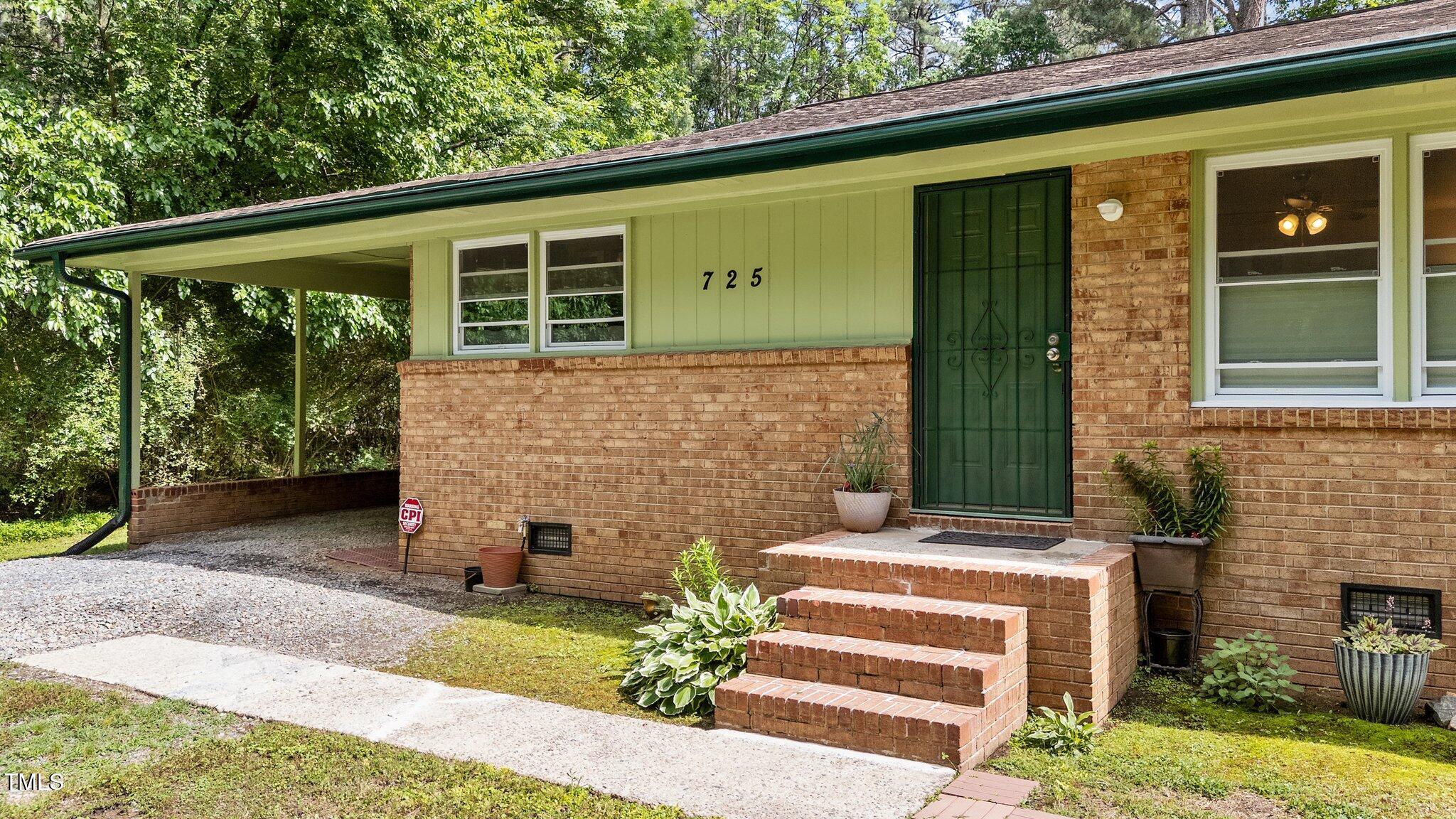 725-727 Locust Lane Raleigh, NC 27603 - Photo 4 of 45 5-web-or-mls-DJI_20250509153807_0669_D