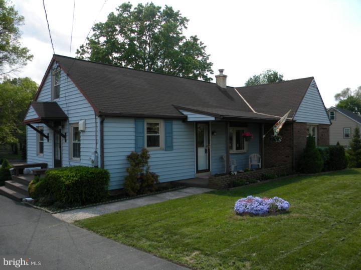 880 Buchert Road Pottstown, PA 19464 - Photo 1 of 20 Exterior Front