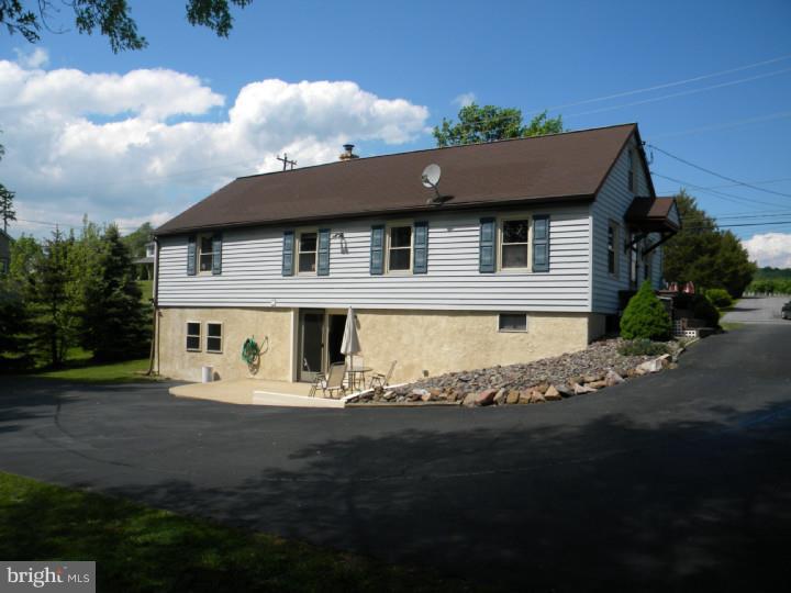 880 Buchert Road Pottstown, PA 19464 - Photo 17 of 20 Exterior Back