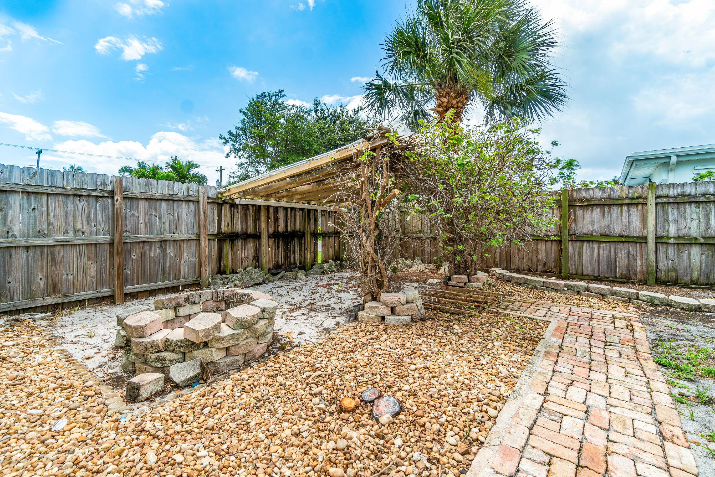498 Northeast 29th Street Boca Raton, FL 33431 - Photo 29 of 36 untitled-31.jpg-vsuniqueid-667468132e668