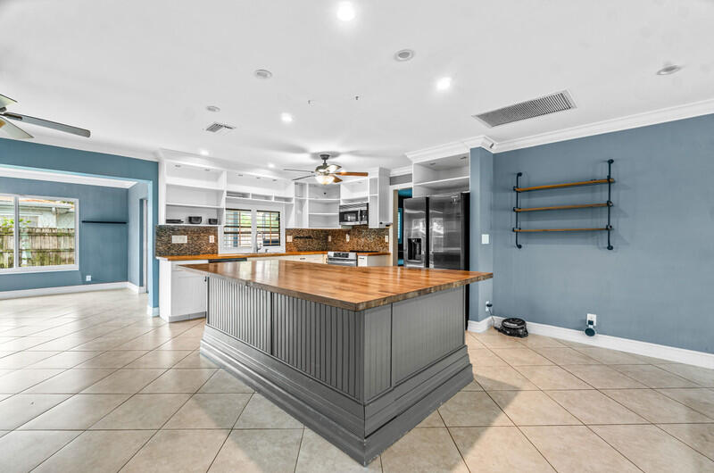 498 Northeast 29th Street Boca Raton, FL 33431 - Photo 7 of 36 untitled-7.jpg-vsuniqueid-667467f7d7e54