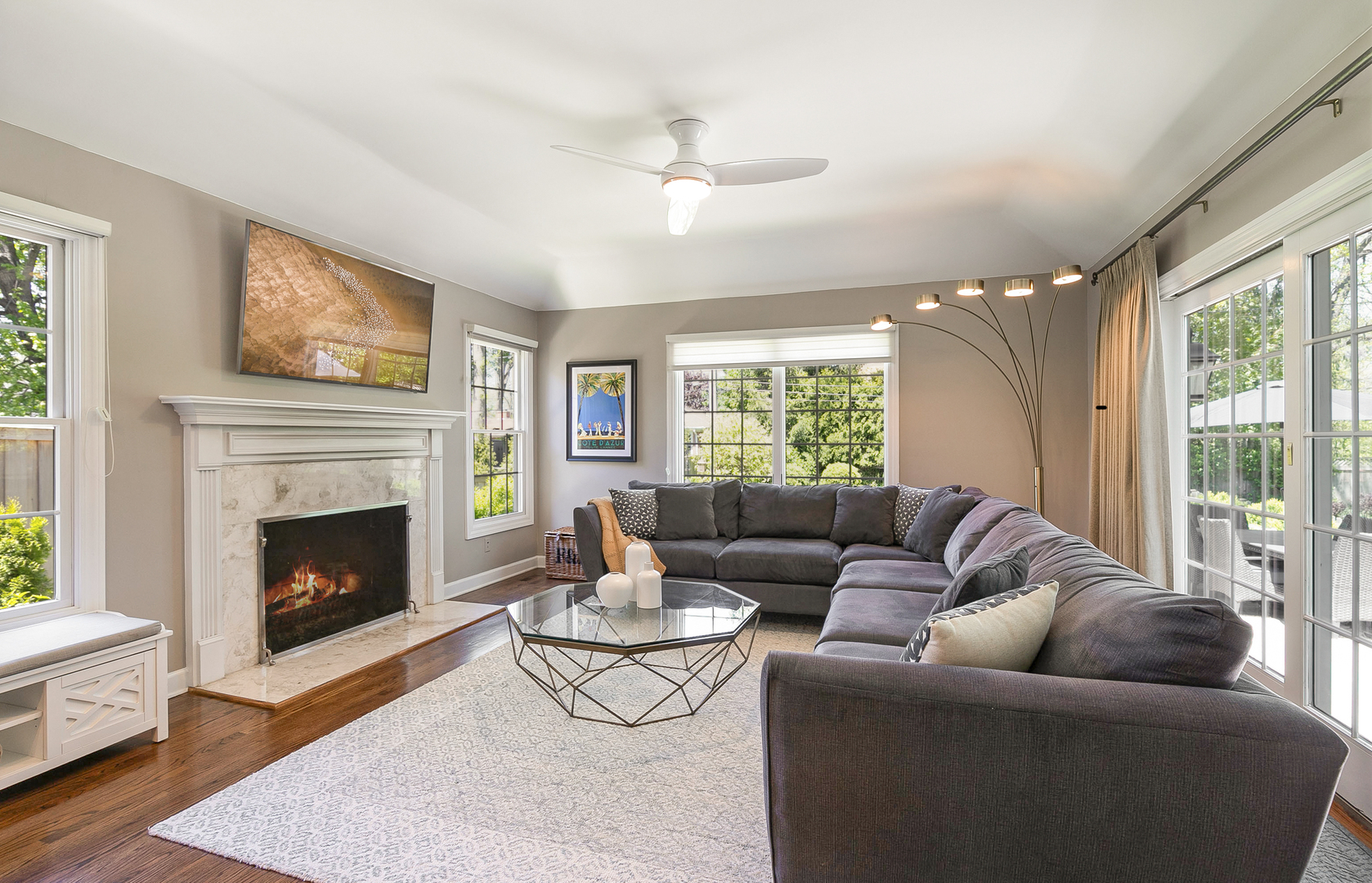 348 East Woodland Road Lake Bluff, IL 60044 - Photo 9 of 30