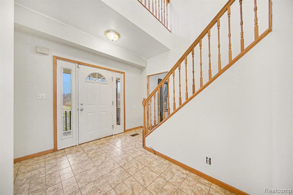 23780 Carleton West Road Belleville, MI 48111 - Photo 3 of 35 Gallery Image 3