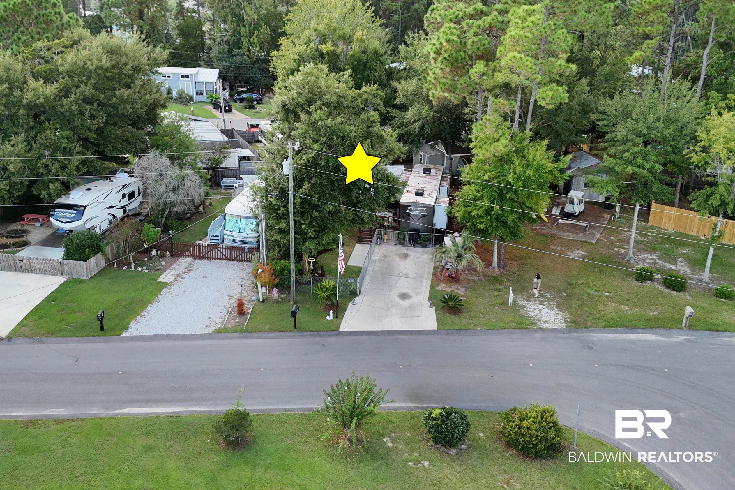 271 Defuniak Circle Lillian, AL 36549 - Photo 4 of 20 Bird's eye view