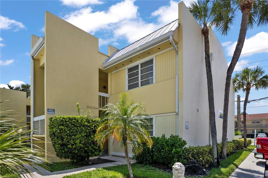 2121 Northeast 36th Street, Unit 2121 Lighthouse Point, FL 33064 - Photo 3 of 18 Photo 3