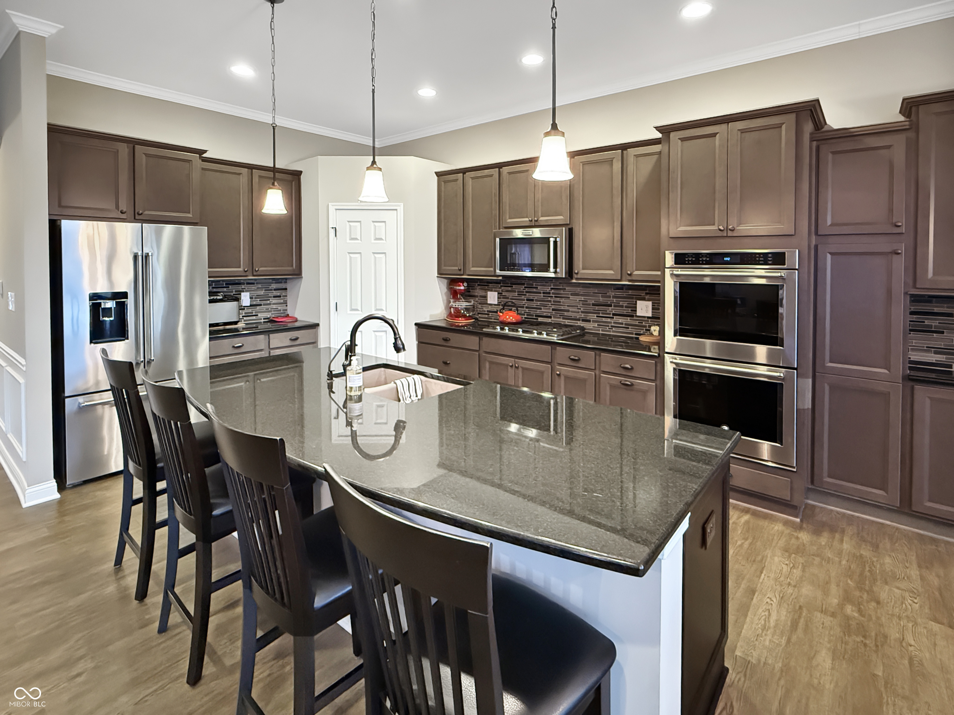 2382 Lingerman Way Avon, IN 46123 - Photo 7 of 73