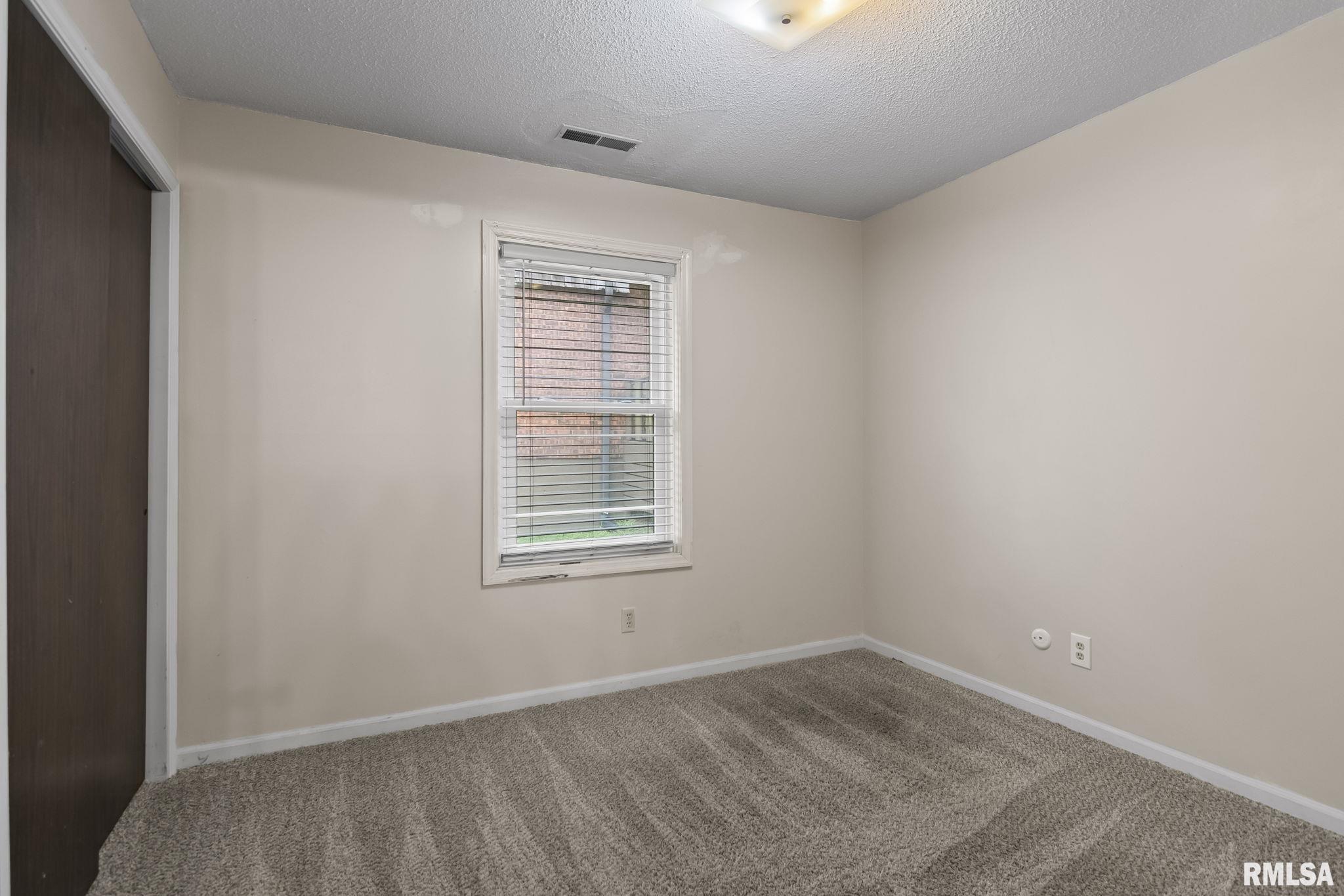 1913 Jeanette Lane, Unit 3 Springfield, IL 62702 - Photo 18 of 22 Gallery Image 18