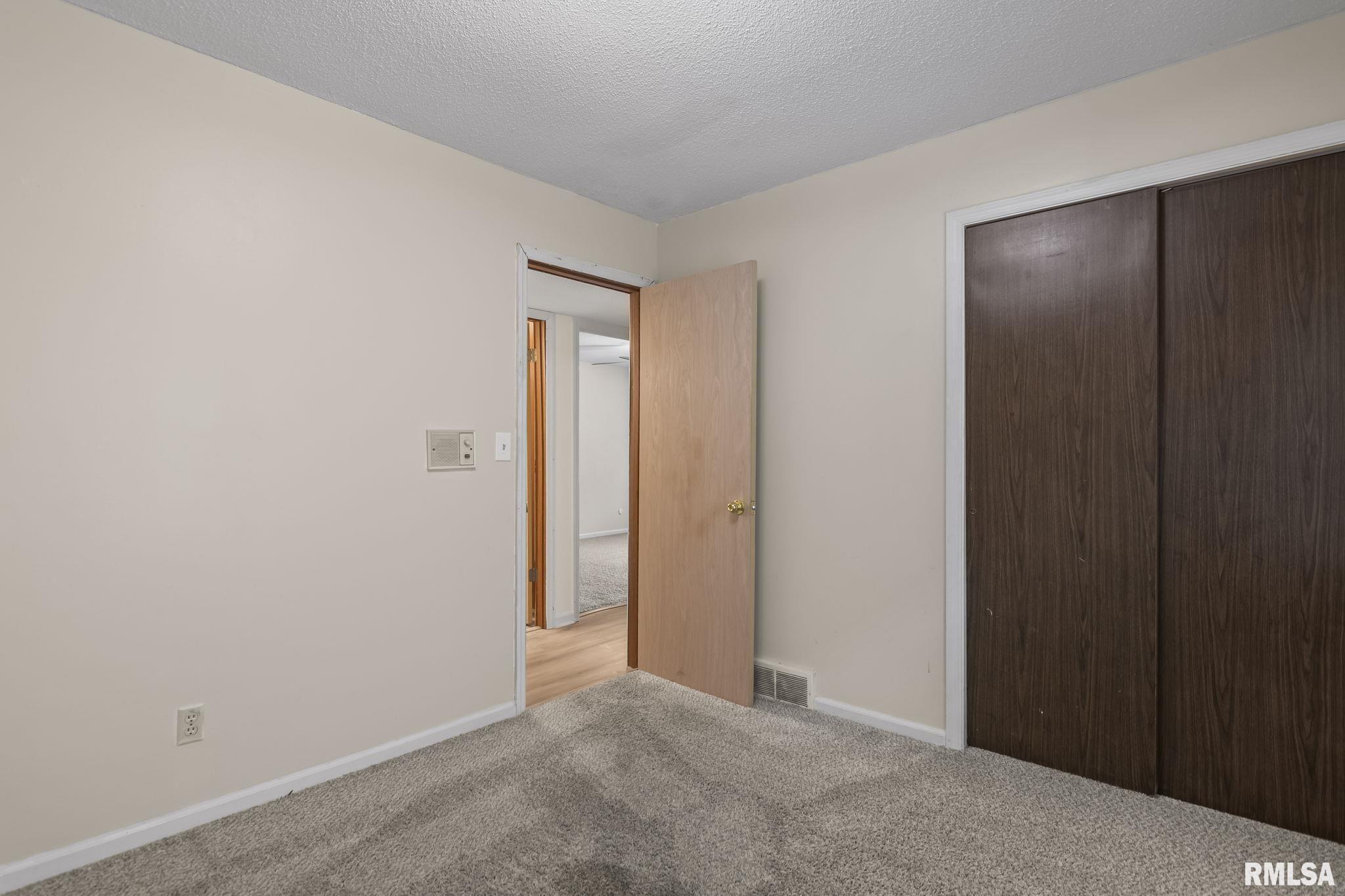 1913 Jeanette Lane, Unit 3 Springfield, IL 62702 - Photo 19 of 22 Gallery Image 19