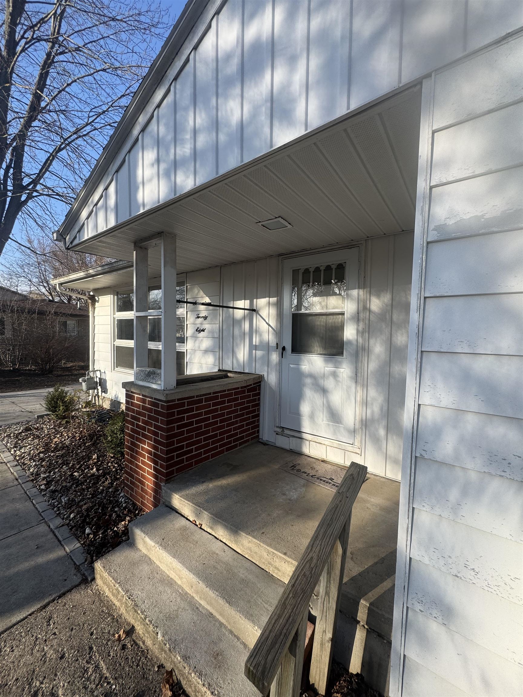 1728 South Stockman Road Mount Pleasant, MI 48858 - Photo 3 of 27 1931355-ae8bda4b-98fa-48cc-8c34-b262360c83bb.JPG