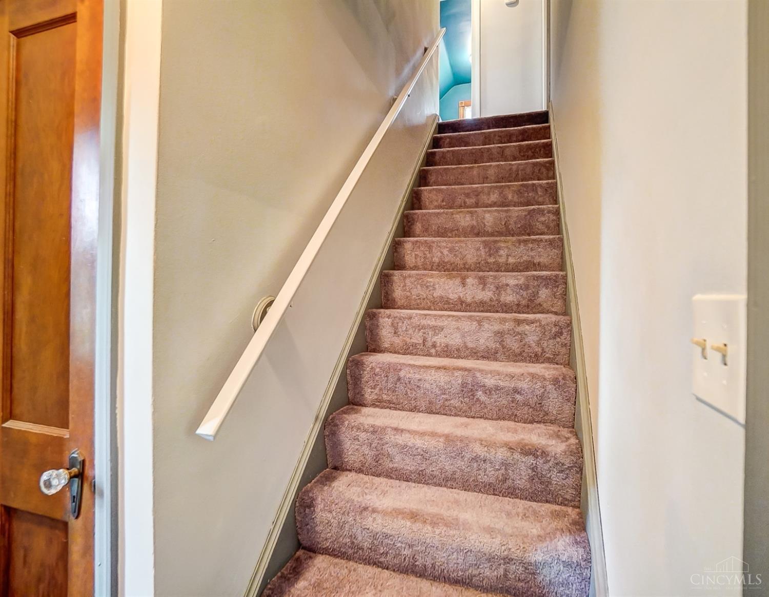 5592 Leumas Road Cincinnati, OH 45239 - Photo 16 of 29 Gallery Image 16