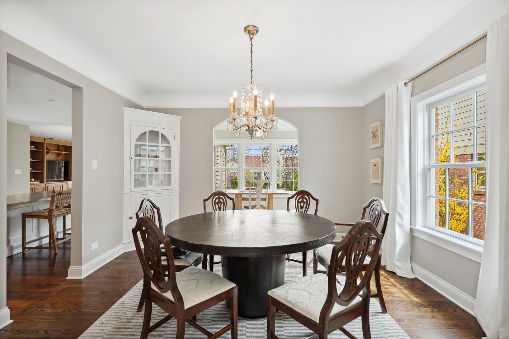 715 North Merrill Street Park Ridge, IL 60068 - Photo 3 of 19 a view of a dining room with furniture window and wooden floor