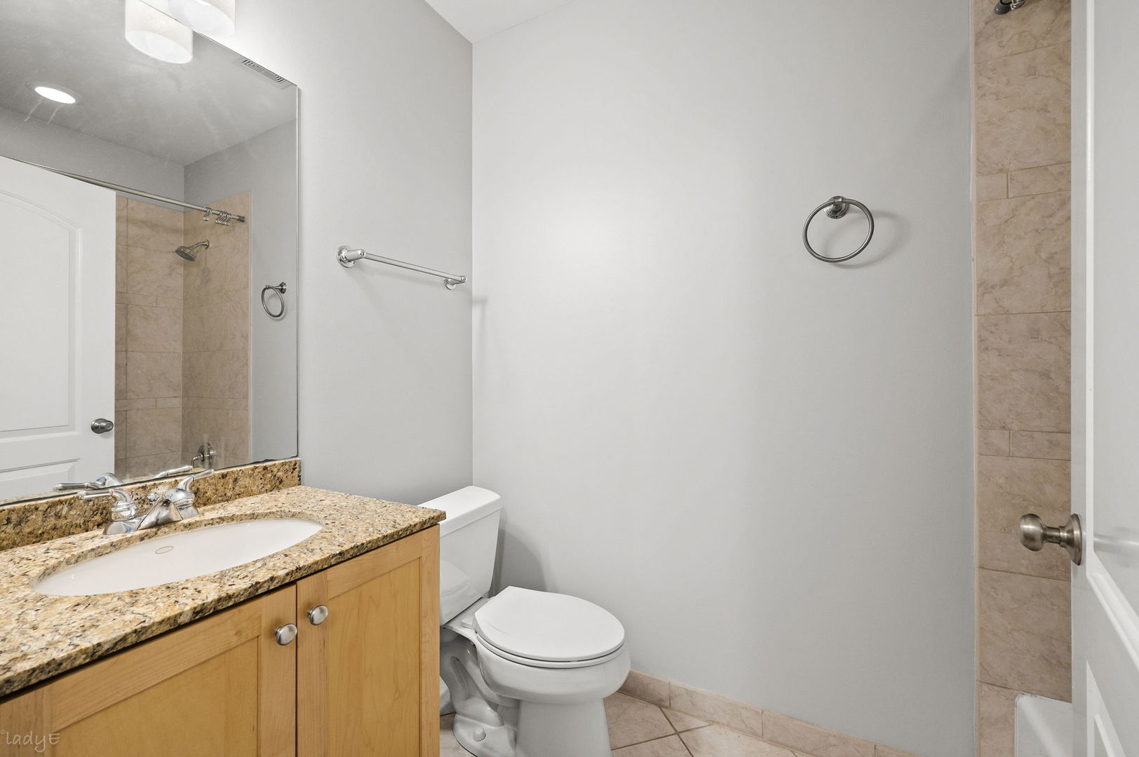 924 West Dakin Street, Unit 4 Chicago, IL 60613 - Photo 23 of 30