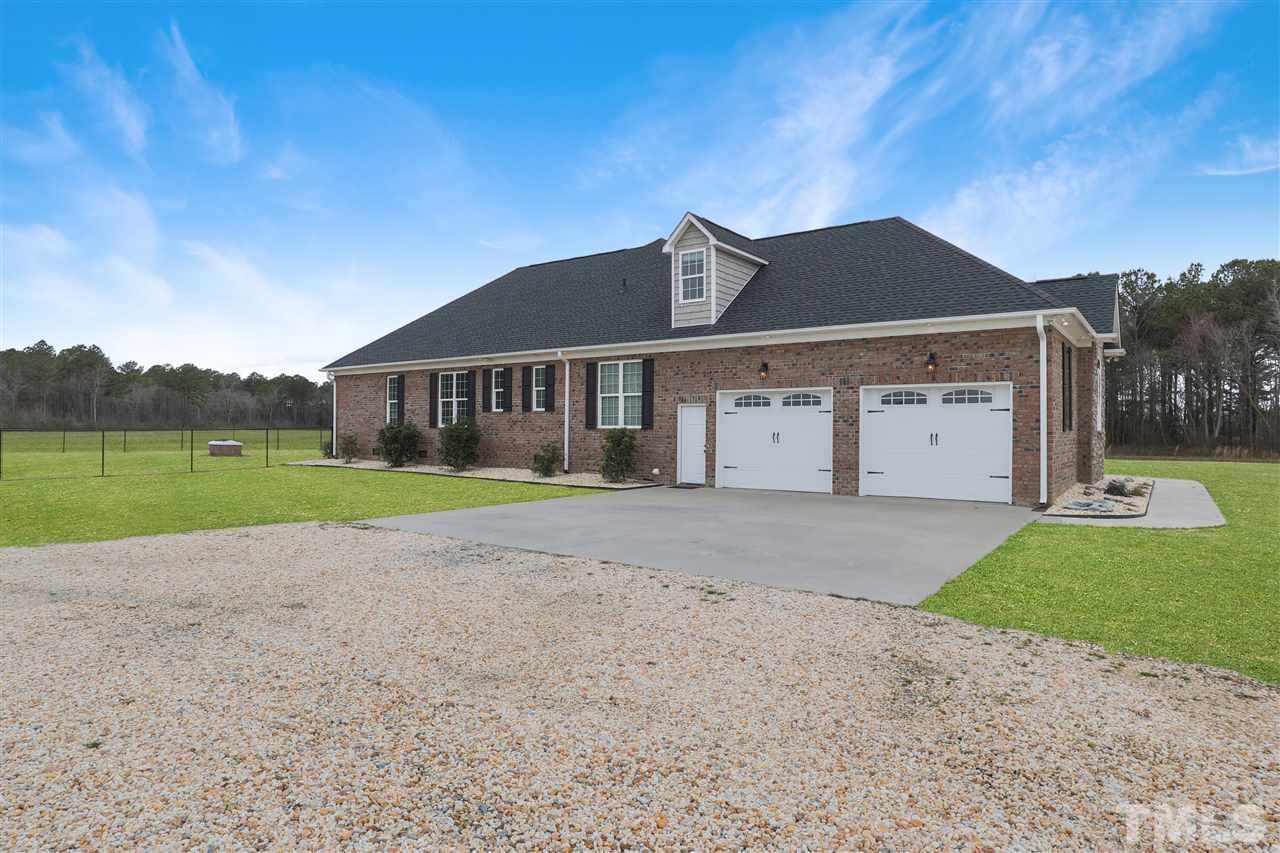 477 Watery Branch Road Dunn, NC 28334 - Photo 3 of 28 Gallery Image 3