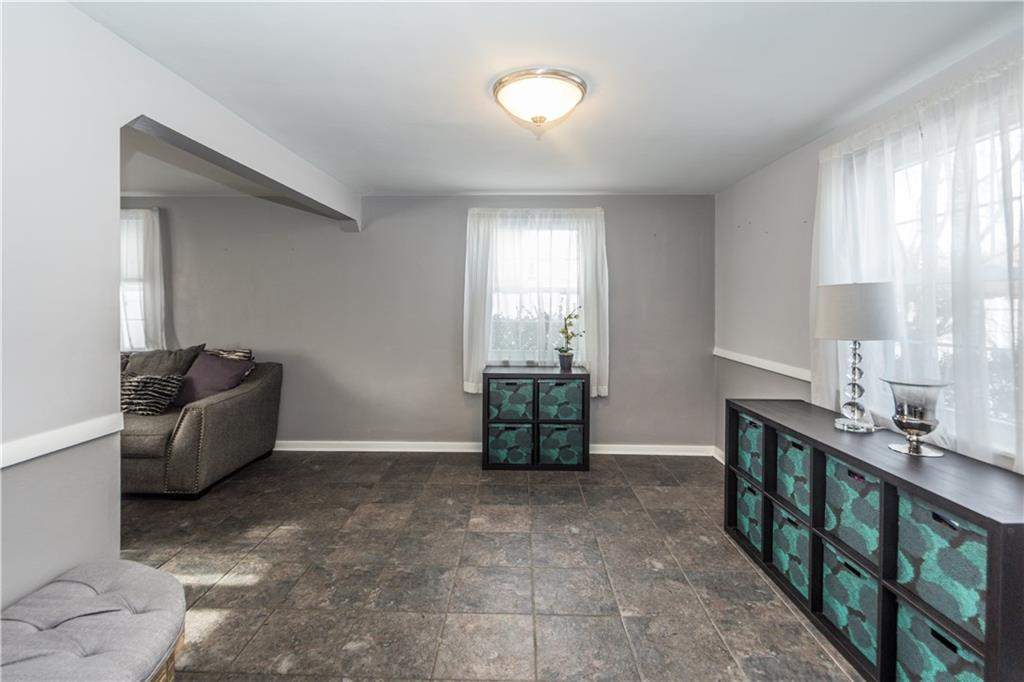 408 Nichols Road Pittsburgh, PA 15237 - Photo 8 of 24