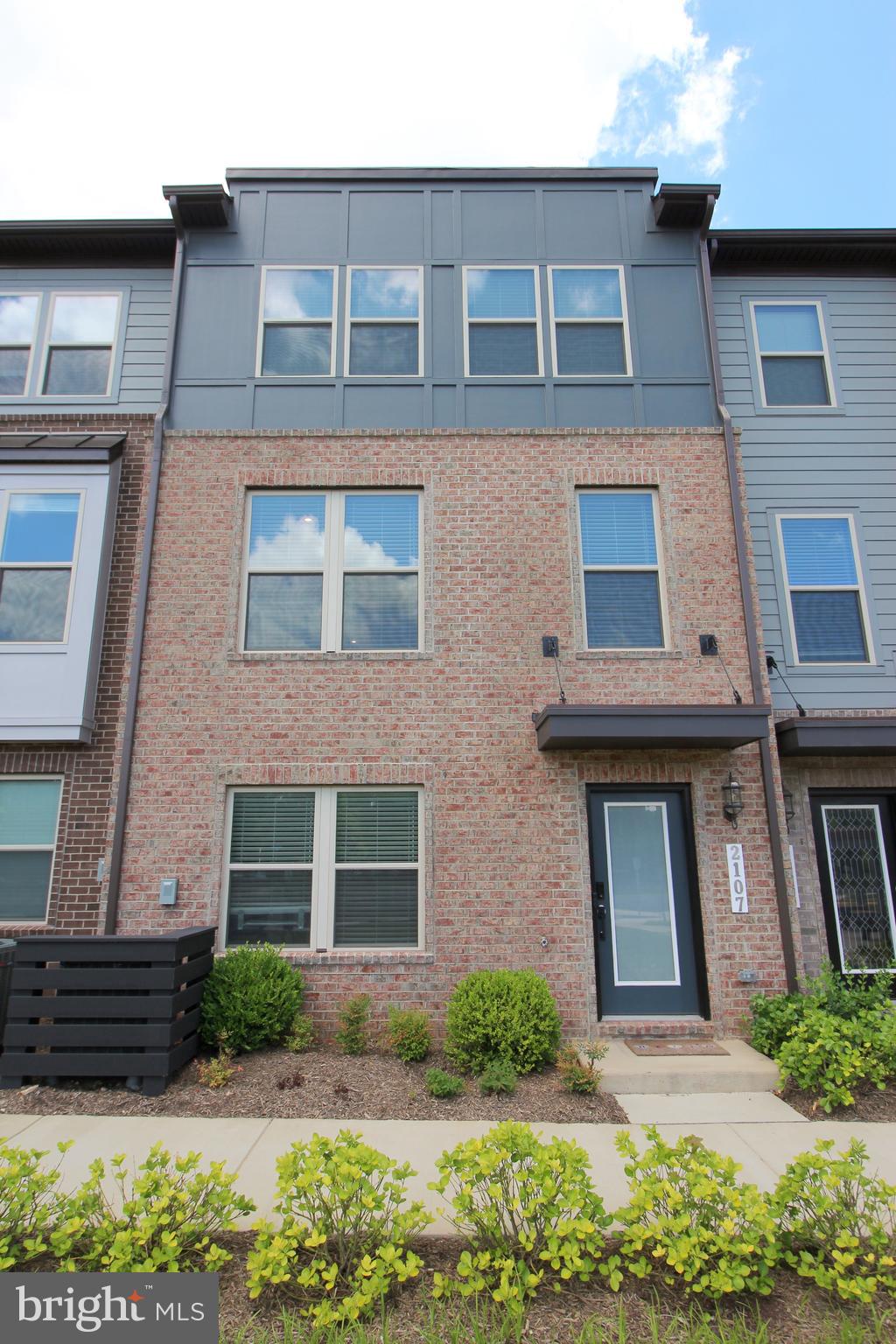 2107 Acadia Road Herndon, VA 20170 - Photo 1 of 30