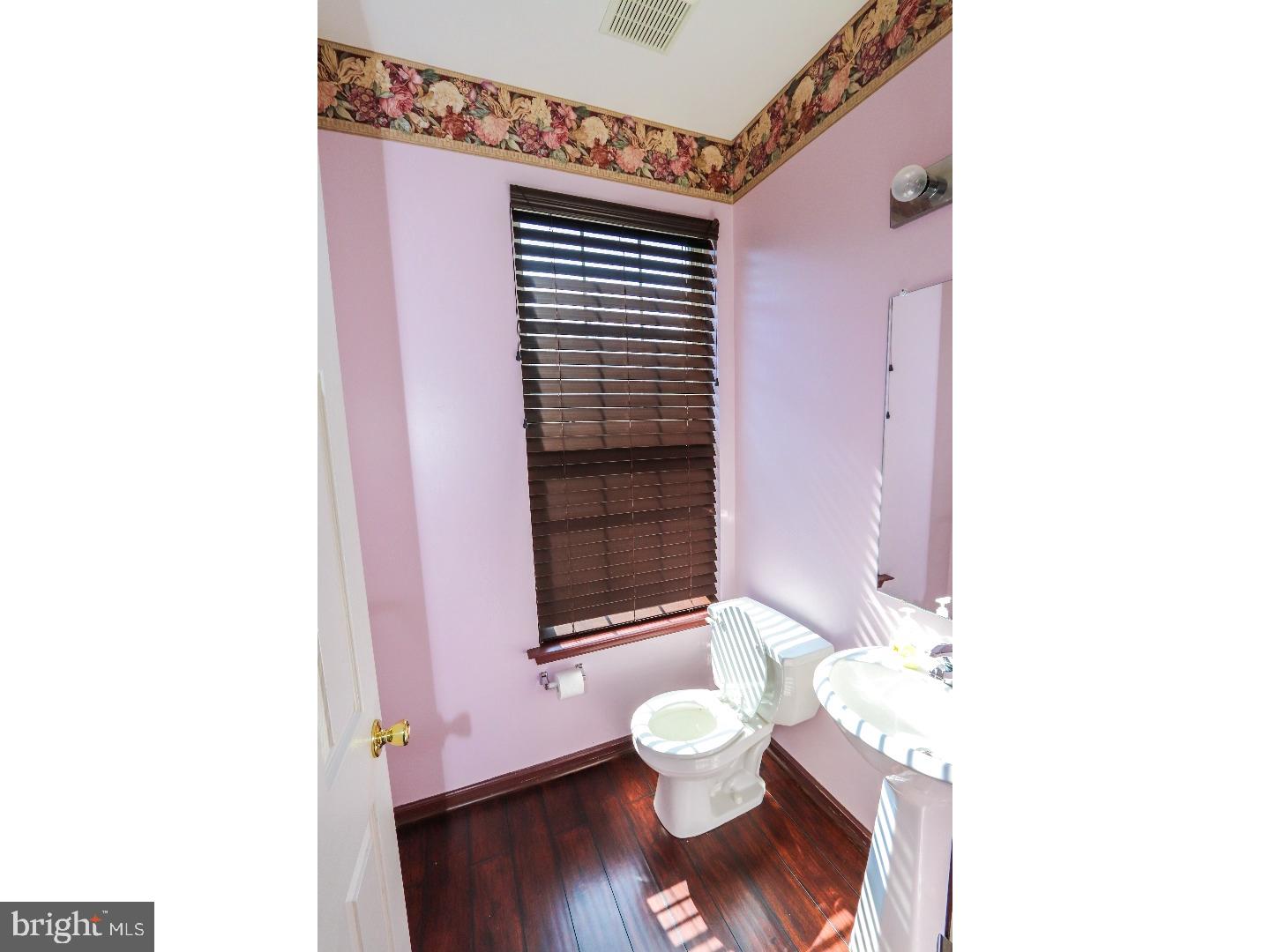 41 Wicklow Road Bear, DE 19701 - Photo 5 of 15 Bathroom