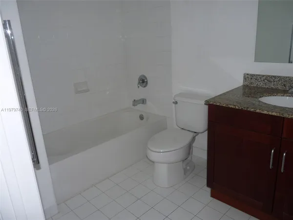 $2,980 | 7285 Southwest 90th Street, Unit D408, Miami, FL 33156