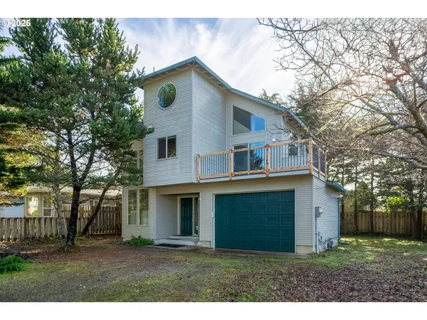 $499,000 | 60 Sijota Street, Gleneden Beach, OR 97388